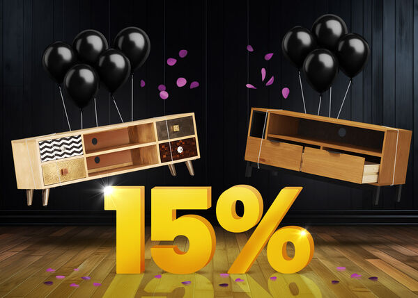 K&eacute;t fa TV-konzol &eacute;s fekete l&eacute;gg&ouml;mb&ouml;k egy &eacute;l&eacute;nks&aacute;rga 15%-os jel előtt s&ouml;t&eacute;t fapadl&oacute;n.