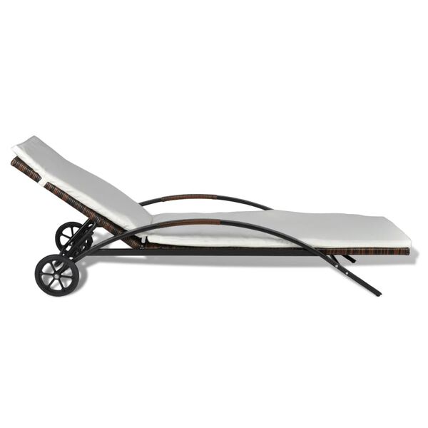 vidaXL barna polyrattan napoz&oacute;&aacute;gy p&aacute;rn&aacute;val &eacute;s kerekekkel