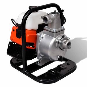 K&eacute;t&uuml;temű benzinmotoros v&iacute;zszivatty&uacute; 1,2 kW 0,95 L