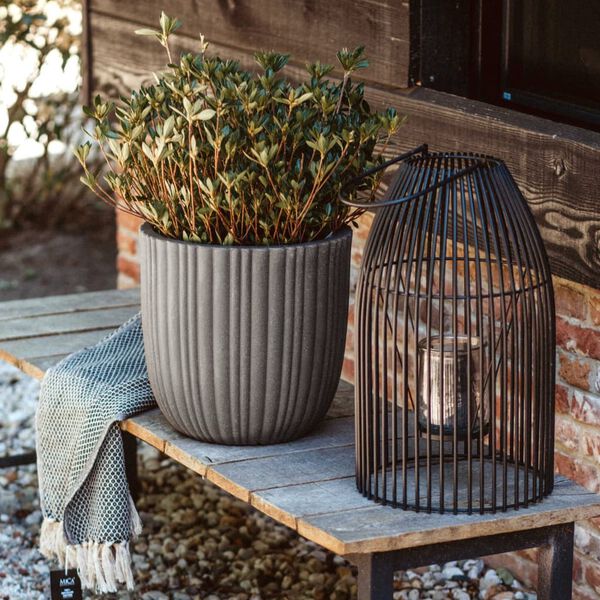 Capi Urban Tube s&ouml;t&eacute;tsz&uuml;rke toj&aacute;s alak&uacute; n&ouml;v&eacute;nytart&oacute; 35 x 34 cm