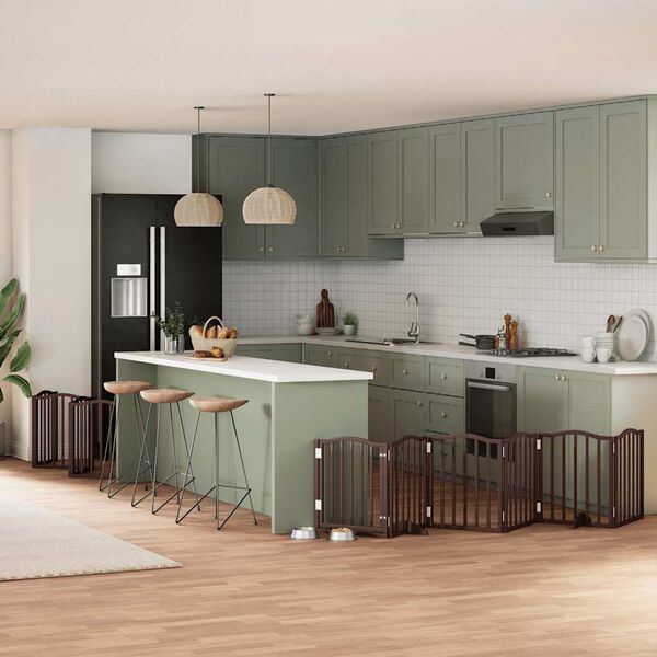 vidaXL barna ny&aacute;rfa 12 paneles &ouml;sszecsukhat&oacute; kutyakapu ajt&oacute;val 600 cm