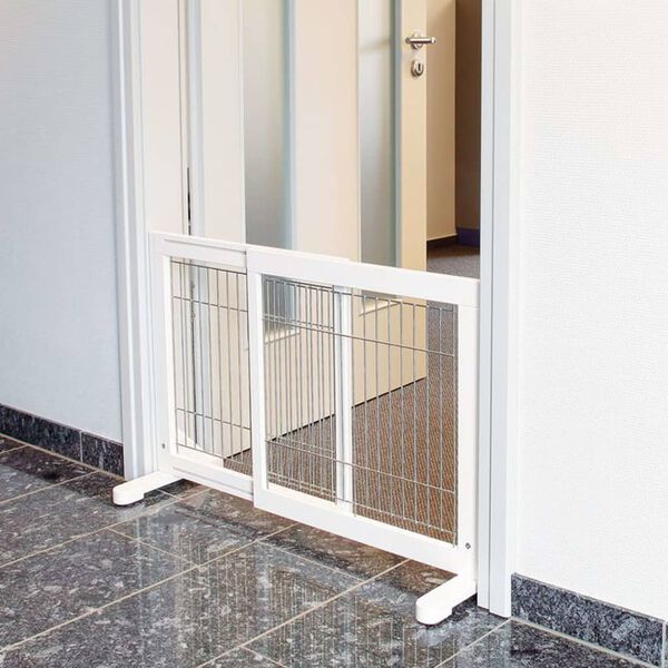 TRIXIE fa kutyaker&iacute;t&eacute;s 65-108 x 61 cm