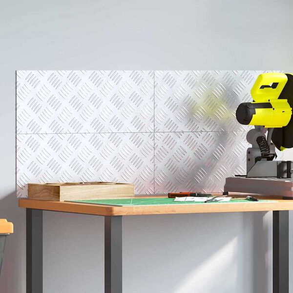 2 / 8. term&eacute;kk&eacute;p megjelen&iacute;t&eacute;se