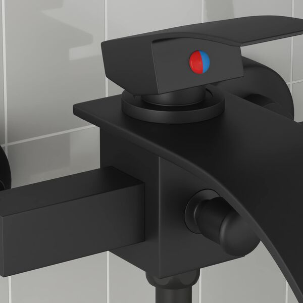 3 / 8. term&eacute;kk&eacute;p megjelen&iacute;t&eacute;se