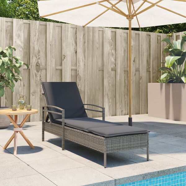 vidaXL szürke polyrattan napozóágy párnával 63x200x81 cm