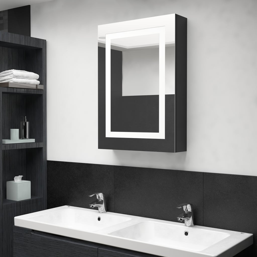 vidaXL fényes fekete LED-es tükrös fürdőszobaszekrény 50 x 13 x 70 cm