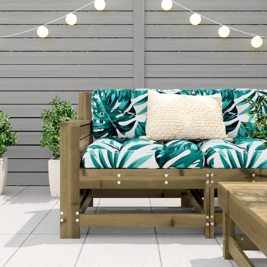 vidaXL impregnált fenyőfa kerti karfás kanapé párnával